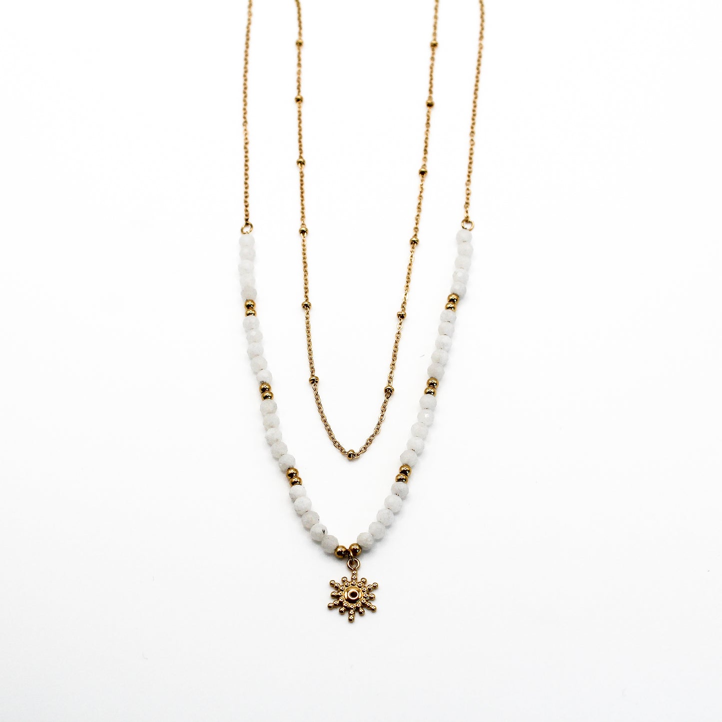 Collier double perles et pendentif soleil