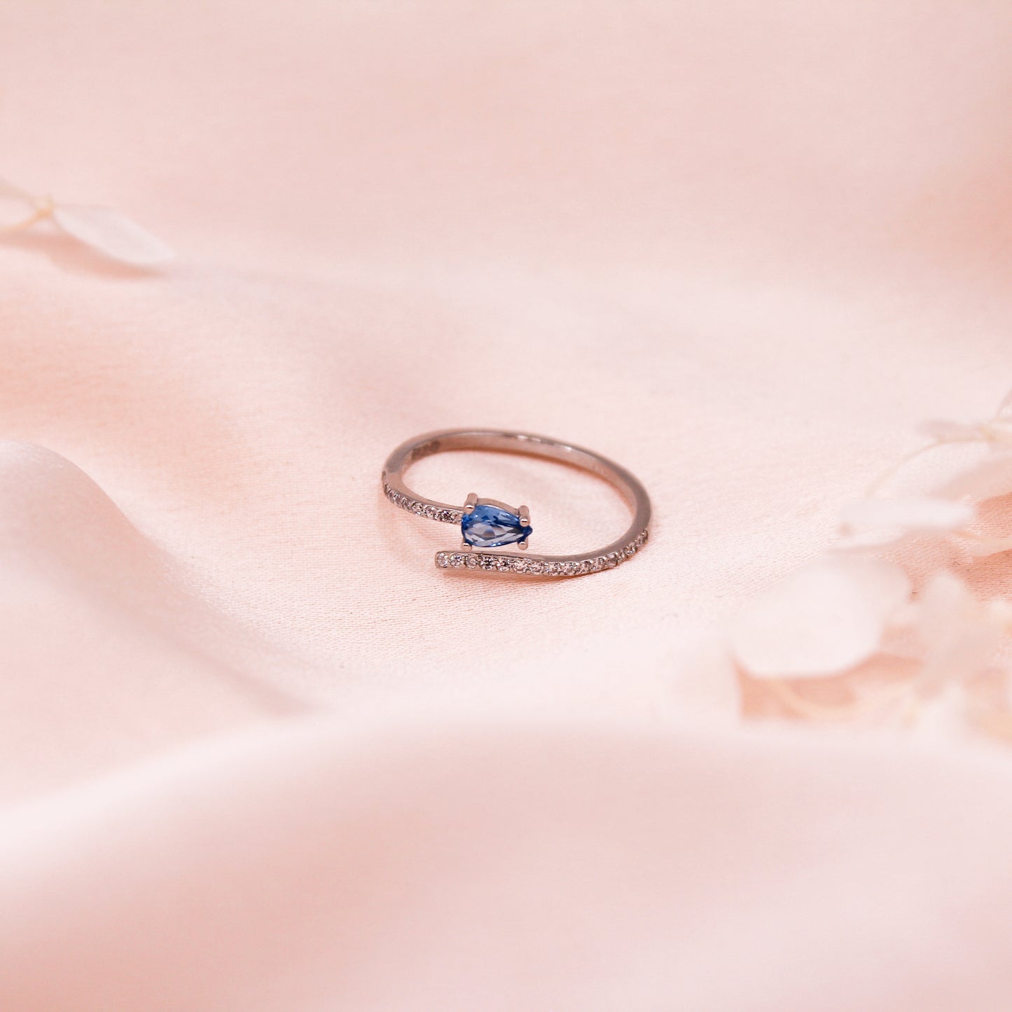 Bague spirale pierre