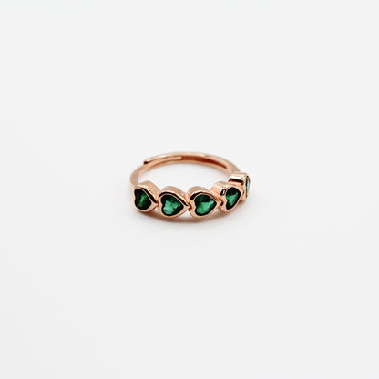 Bague rangée de coeur